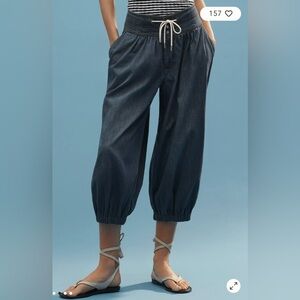 Anthropologie Pilcro High-Rise Parachute Capri Jeans L